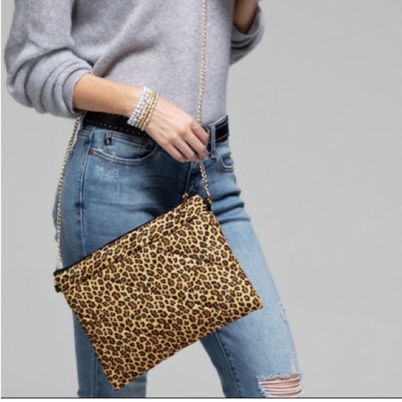 🐆Convertible Leopard Print Crossbody - Picture 8 of 9